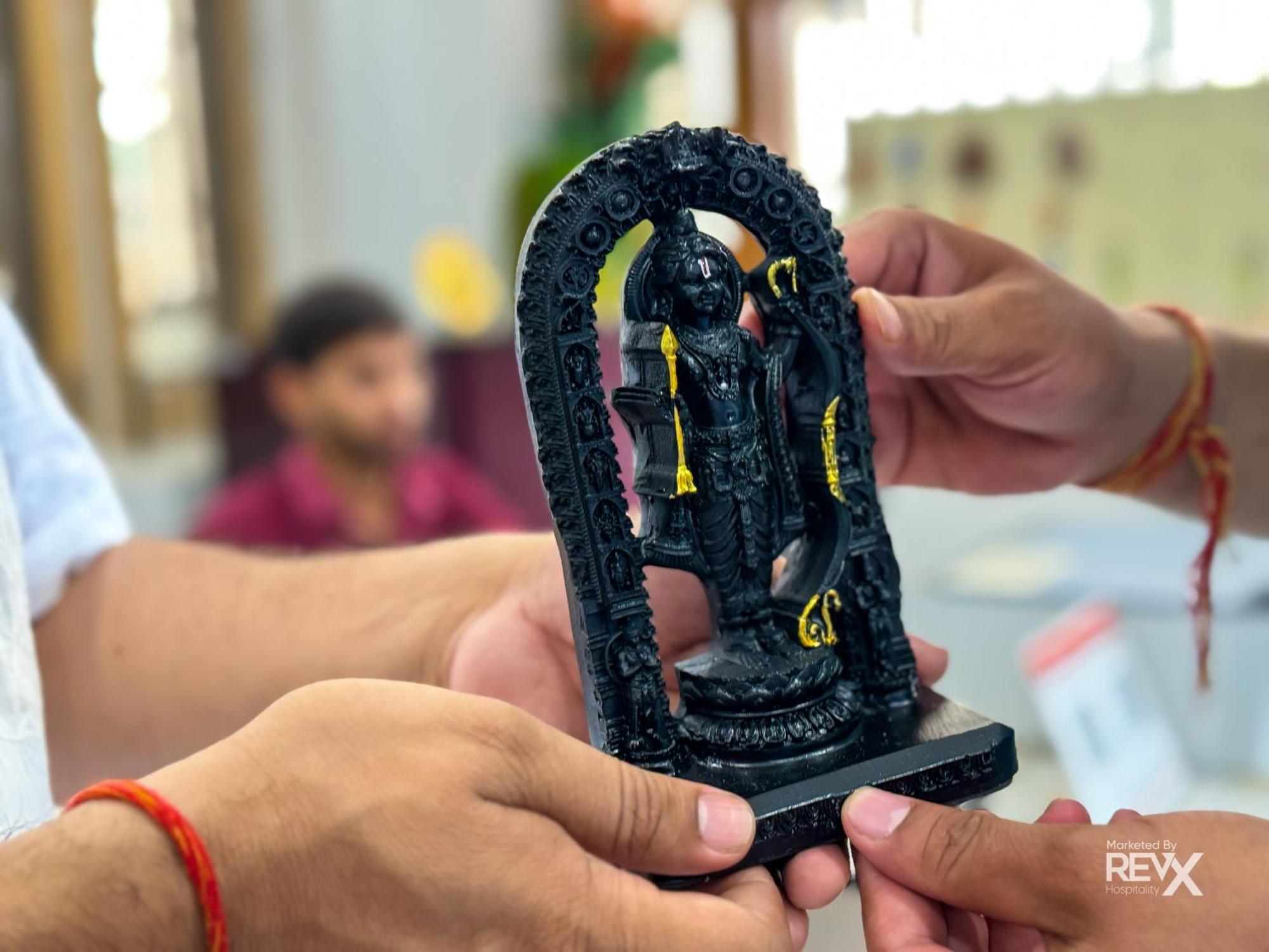 Guru Sadan A Luxe Stay Ayodhya 외부 사진